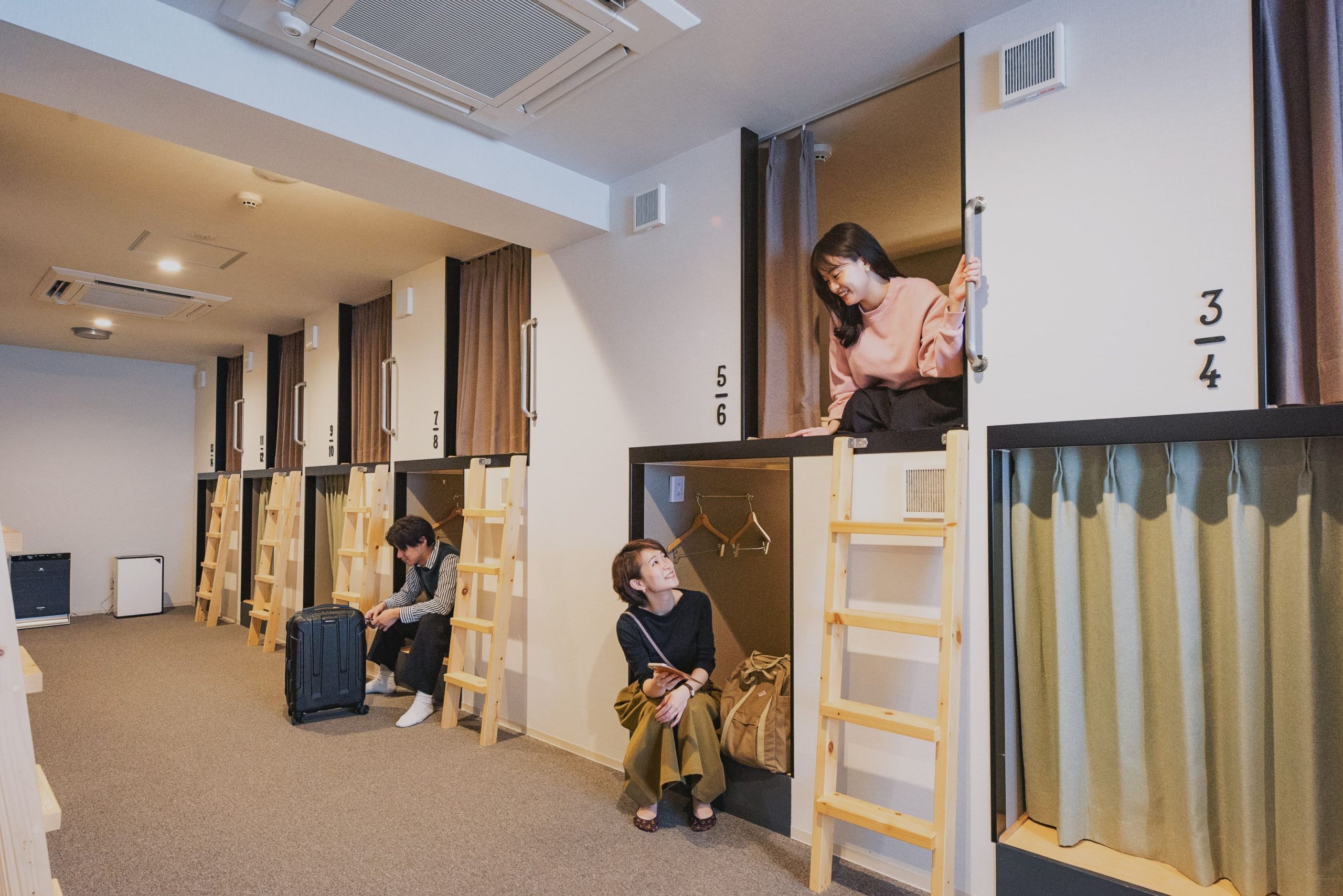 バイト パート 大阪 長堀橋駅3分 ゲストハウスのスタッフ募集 週3 5h Ok 学生 Wワーク歓迎 接客が好きな方 長期で働ける方大歓迎 やどびと ゲストハウスguesthouse ホステルhostel専門の求人 転職job Offer募集サイト バイト パート 大阪 長堀橋駅3分 ゲストハウスのスタッフ募集 週3 5h Ok 学生 Wワーク歓迎 接客が好きな方 長期で働ける方大歓迎 やどびと ゲストハウスguesthouse ホステルhostel専門の求人 転職job Offer募集サイト